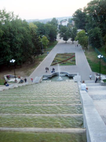 Cascade (water staircase). This place is very attractive for young people, students. They like to gather here during summer time. You can see here a lot of young couples who are in love.