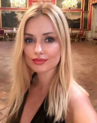 Single female Irina, 39 y/o, from Rome, looking for male, girls for . Women from Italy. My parents gave me life, excellent upbringing and education.I prefer to live in a big city. A quiet place is also possible, but with good transport accessibility to the big city.I want to travel and develop a joint business with my future husband..